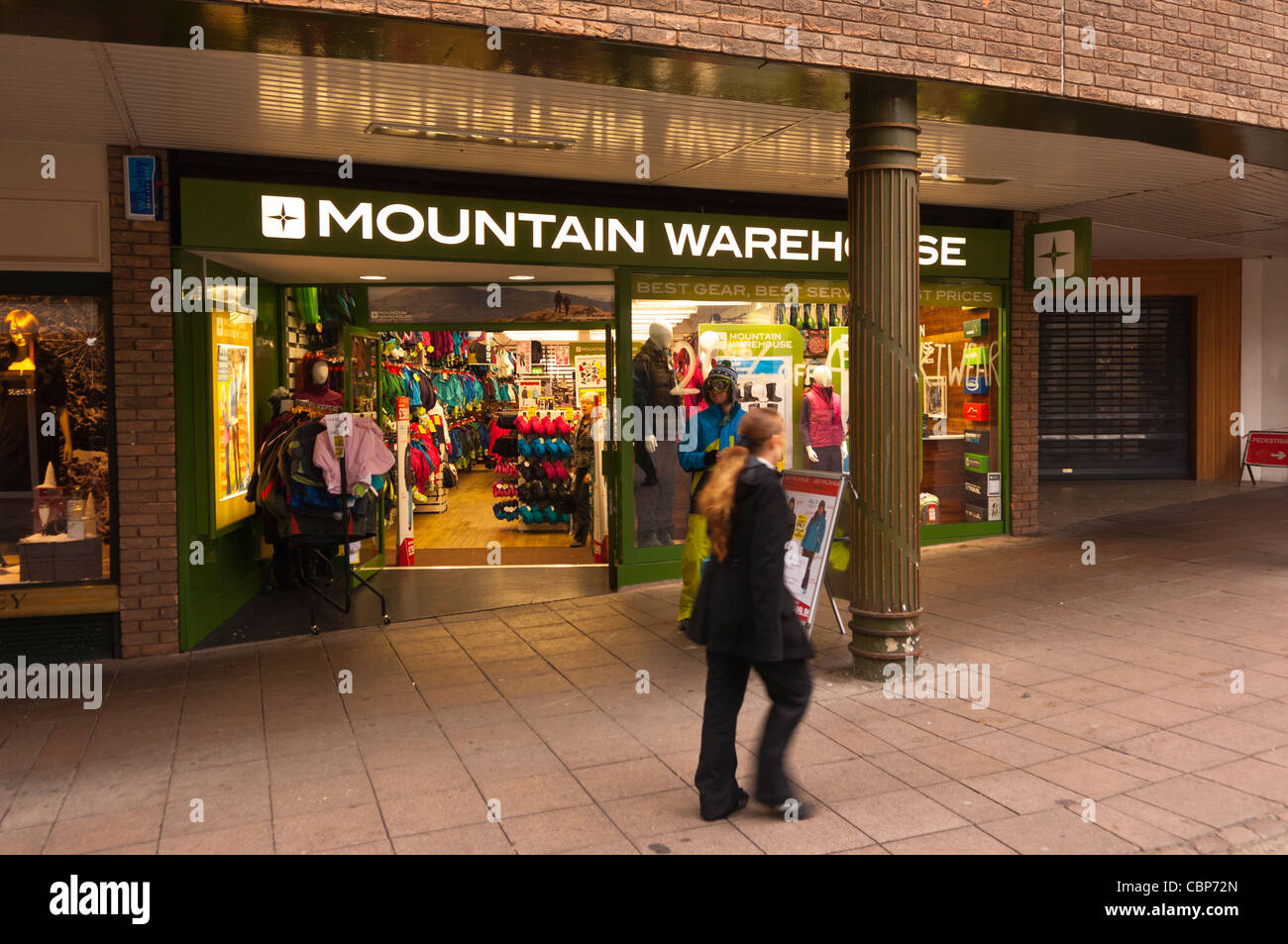Der Mountain Warehouse Shop speichern in Norwich, Norfolk, England, Großbritannien, Uk Stockfoto