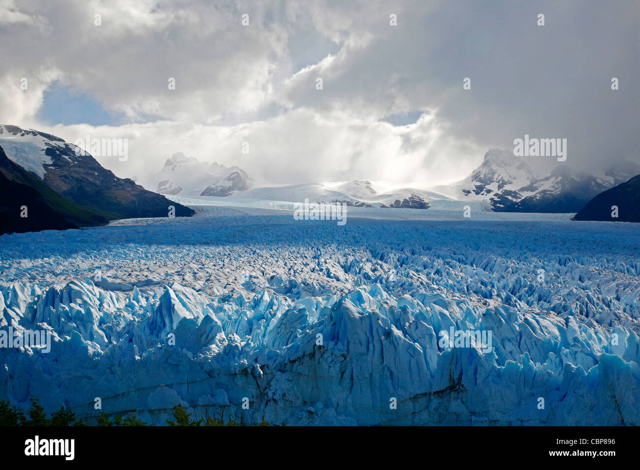 Perito Moreno-Gletscher. Los Glaciares National Park, Bereich El Calafate, Provinz Santa Cruz. Patagonien. Argentinien. Stockfoto