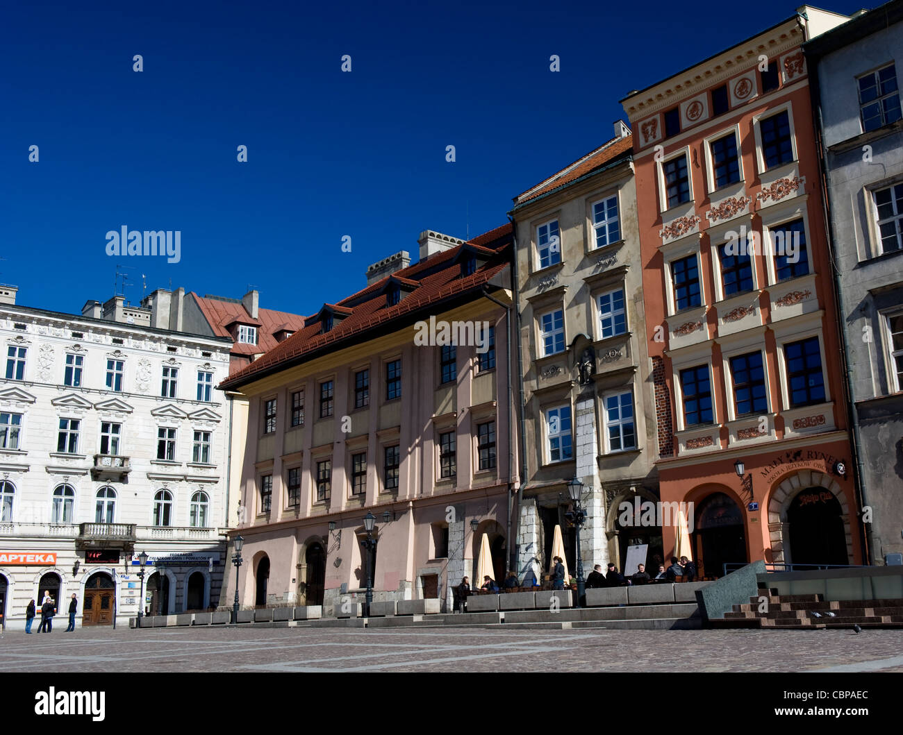 Gebäude auf Maly Rynek im Herzen der Krakauer Altstadt (Stare Miasto), Polen Stockfoto