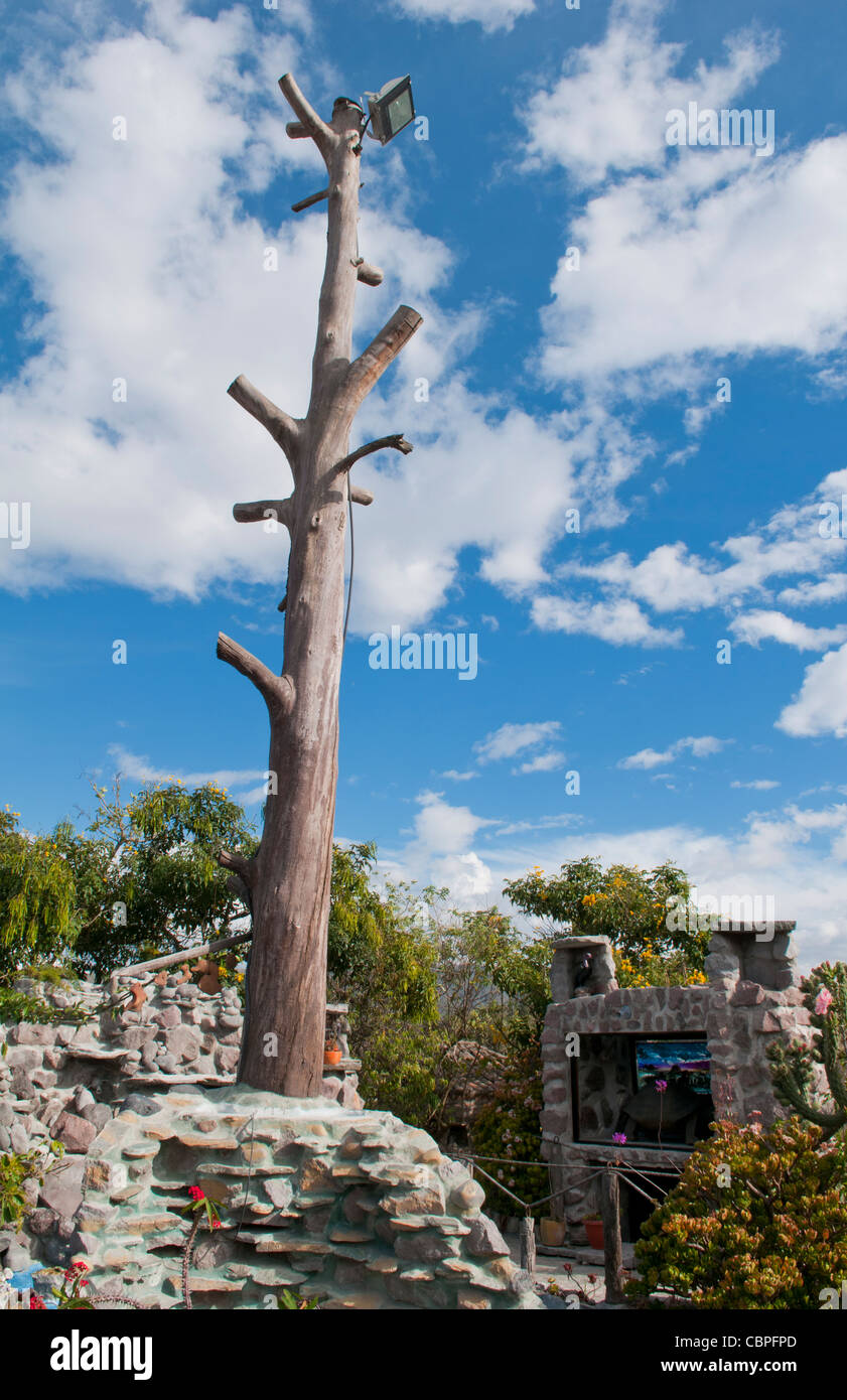 Bei 0-0-0 Äquator in Quito Ecuador am Inu Nat Museum Mitte des Baumes Welt Monument Stockfoto