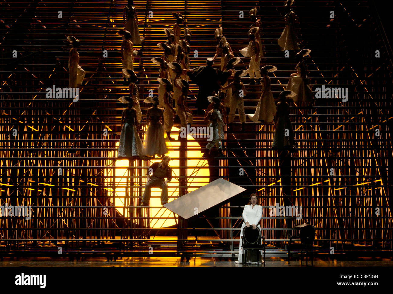 SIEGFRIED, Siegfried - Musik von Richard WAGNER - Deuxième Journée En Trois Actes du Festival Scénique: La du Nibelungen - Stockfoto