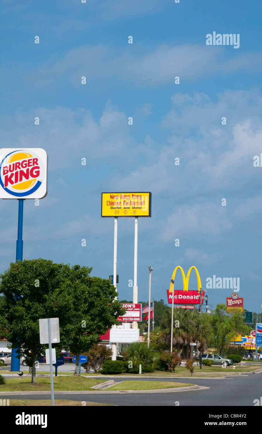 Amerika-Fast-Food-Ernährung von Burger King, McDonalds und Wendys in St Marys Georgia Stockfoto
