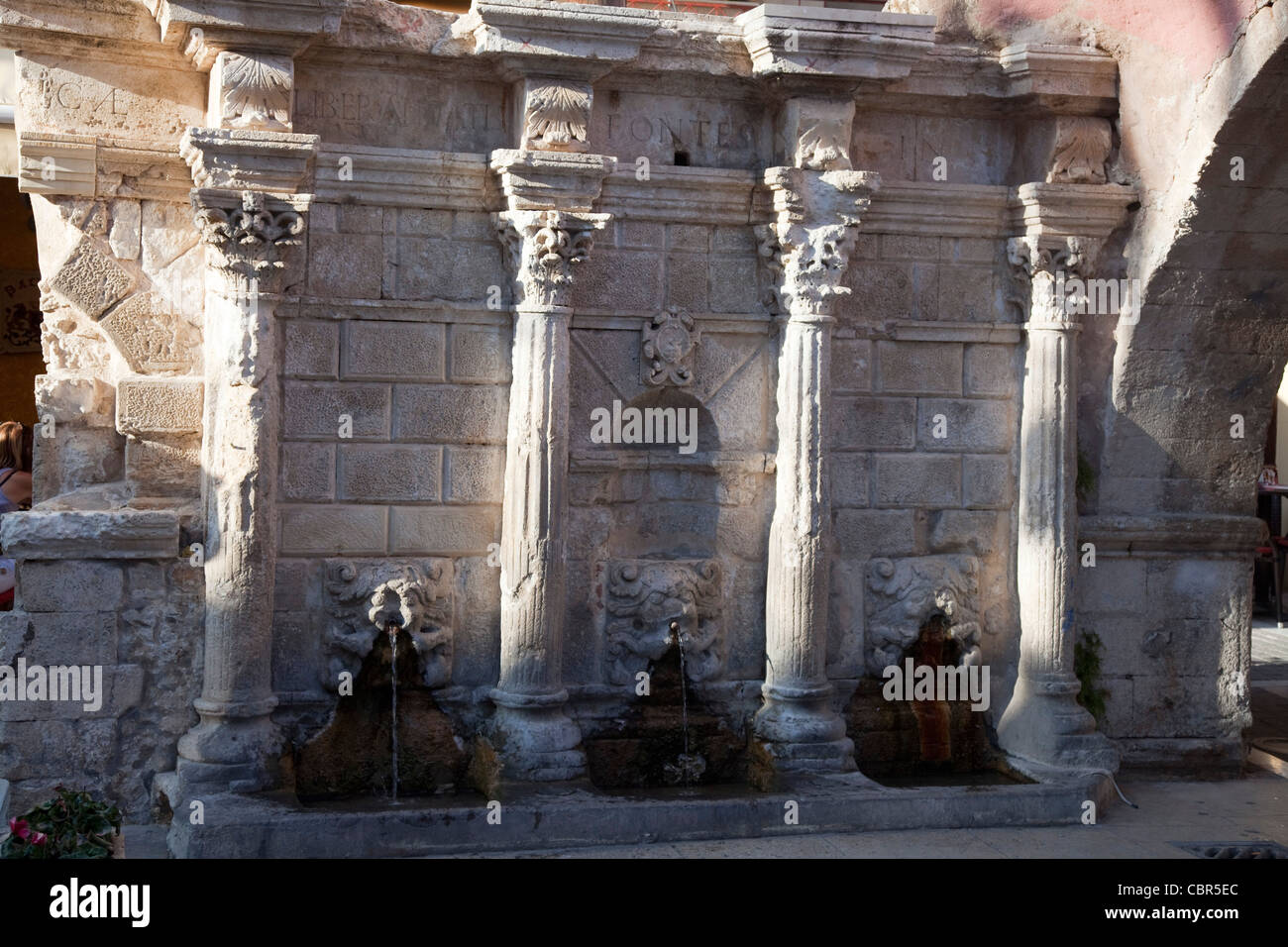 Die Venezianische Rimondi-Brunnen, Rethymnon, Kreta, Griechenland. Stockfoto