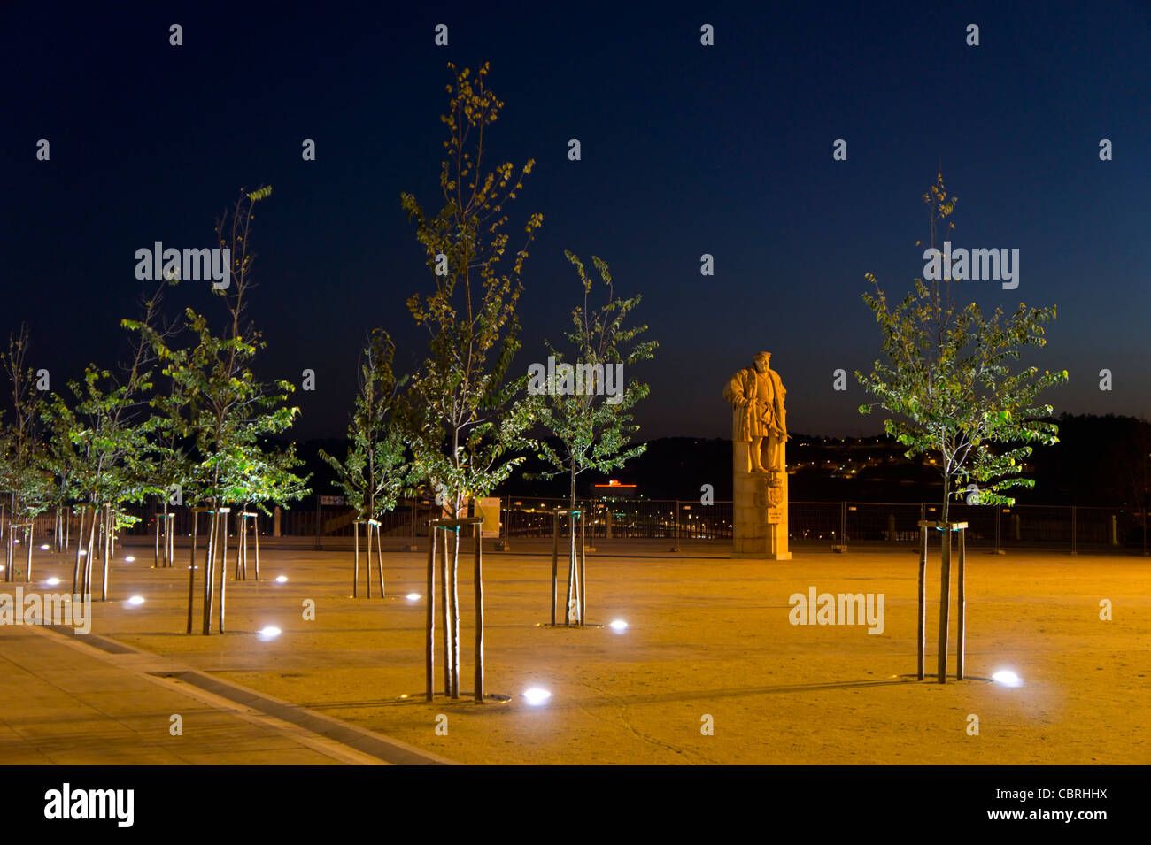 Statue von d joao iii in coimbra Fotos und Bildmaterial in hoher