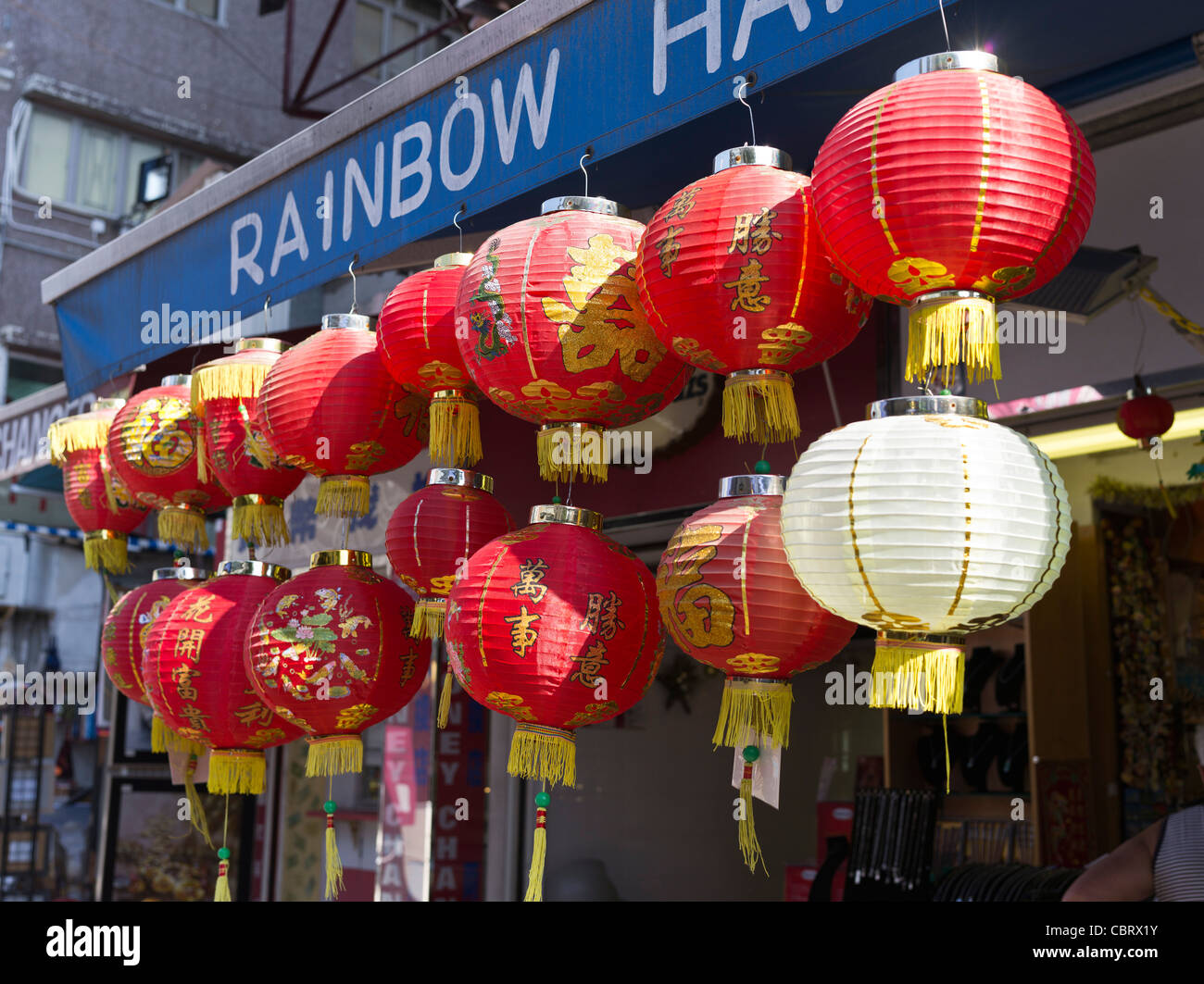 dh Market STANLEY HONGKONG Markt für rote chinesische Laternen Stanley Märkte Laterne hängendes china Stockfoto