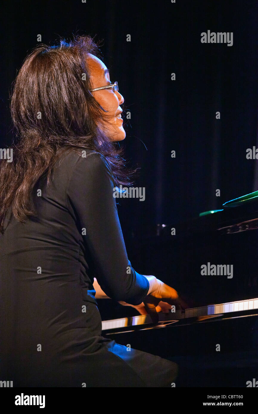 HELEN SUNG führt in Dizzys Höhle - 54. MONTEREY JAZZ FESTIVAL 2011 Stockfoto