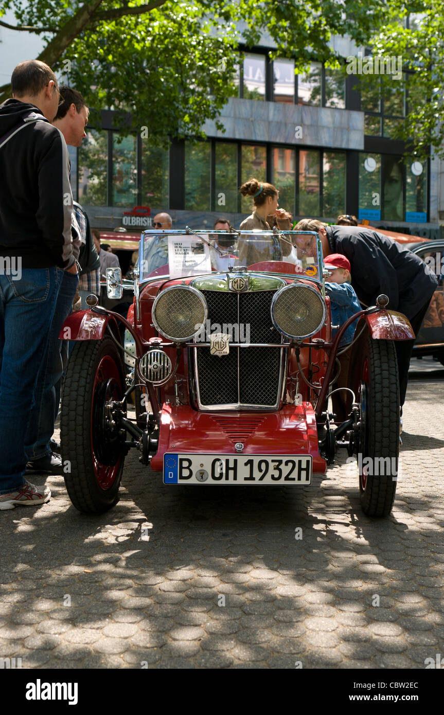 Fahrzeuge MG L-Typ Stockfoto