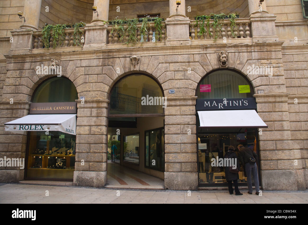 Shop Außenbereich Via Mazzini Altstadt Verona Venetien Region Nord Italien Europa Stockfoto