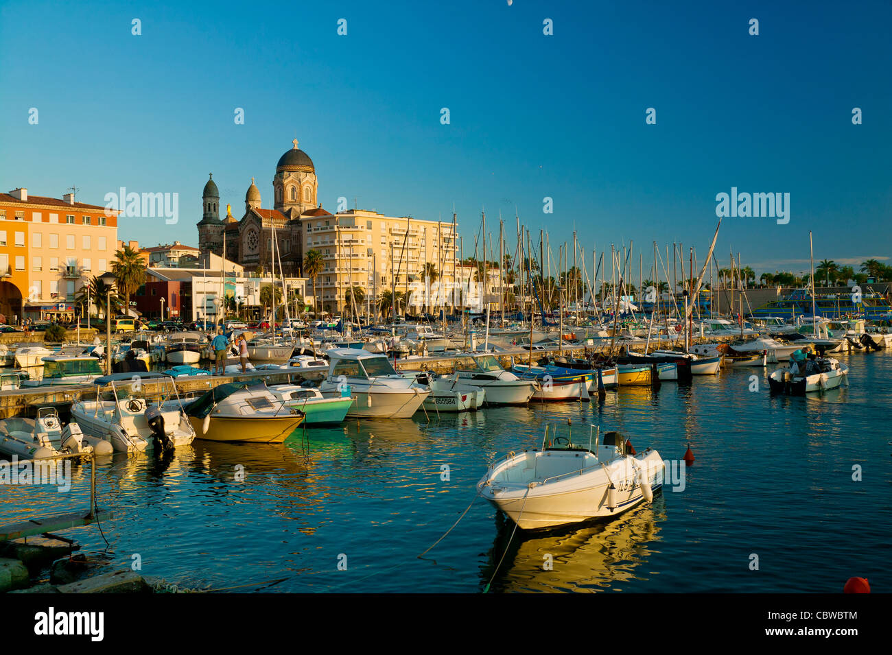 Elegantes St Raphael Frankreich Bilder