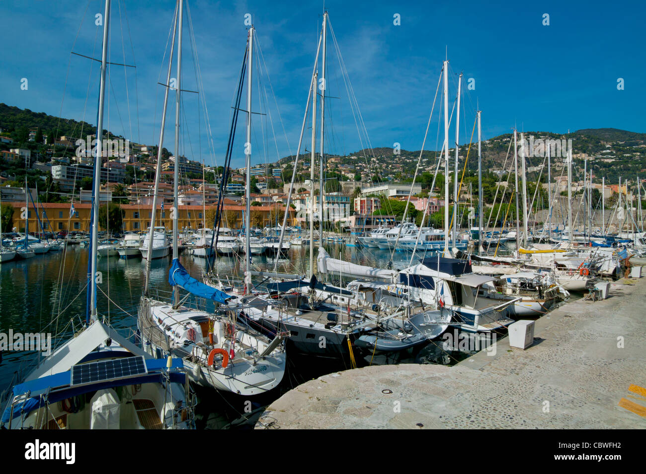 Hafen von La Darse, Villefranche-Sur-Mer, Côte d ' Azur, Frankreich Stockfoto