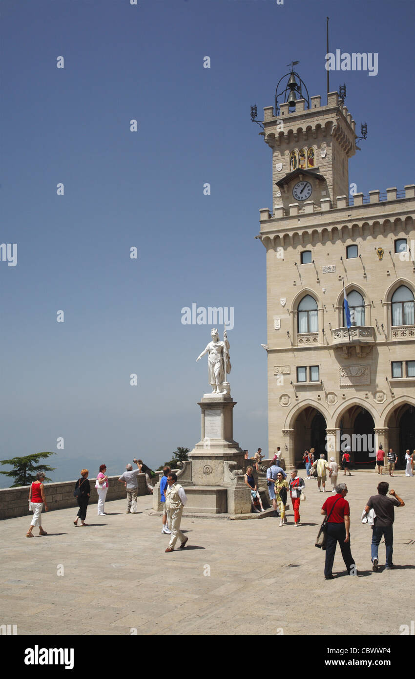 Piazza della Liberta (Freiheitsplatz) in San Marino Stockfoto