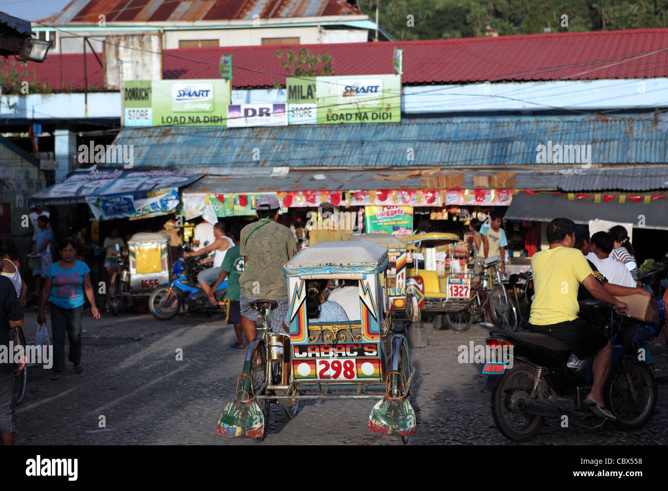 Belebten Marktplatz im Zentrum Stadt. Catbalogan, Provinz Samar, Visayas, Philippinen, Südostasien, Asien Stockfoto