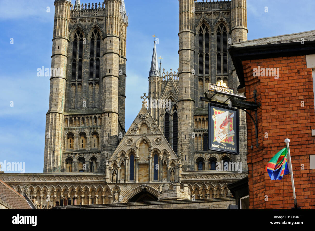 Die "Magna Carta" Pub und Lincoln Kathedrale Stockfoto