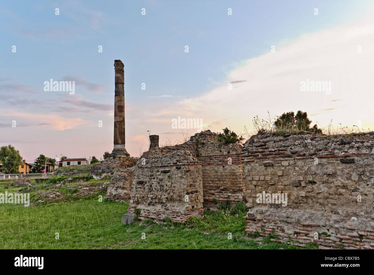 Scipio Gräber, Liternum Römersiedlung, archäologische Stätte in Giugliano, Neapel, Kampanien, Süditalien Stockfoto