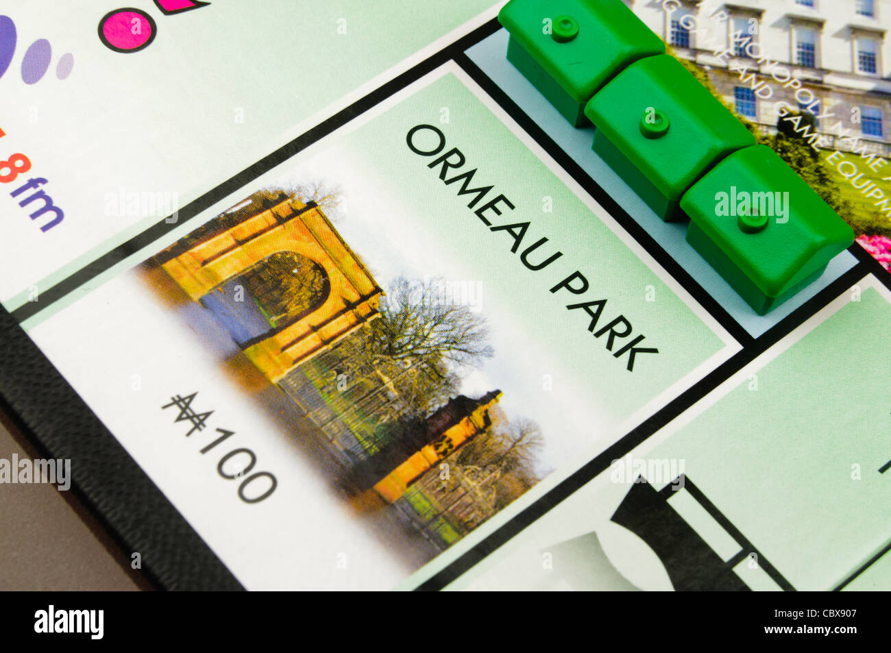 Belfast-Monopol: Bau von Häusern auf Ormeau Park Stockfoto