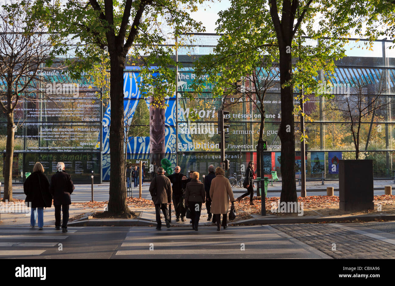 Eingang zum Musee du Quai Branly in Paris Herbst. Stockfoto