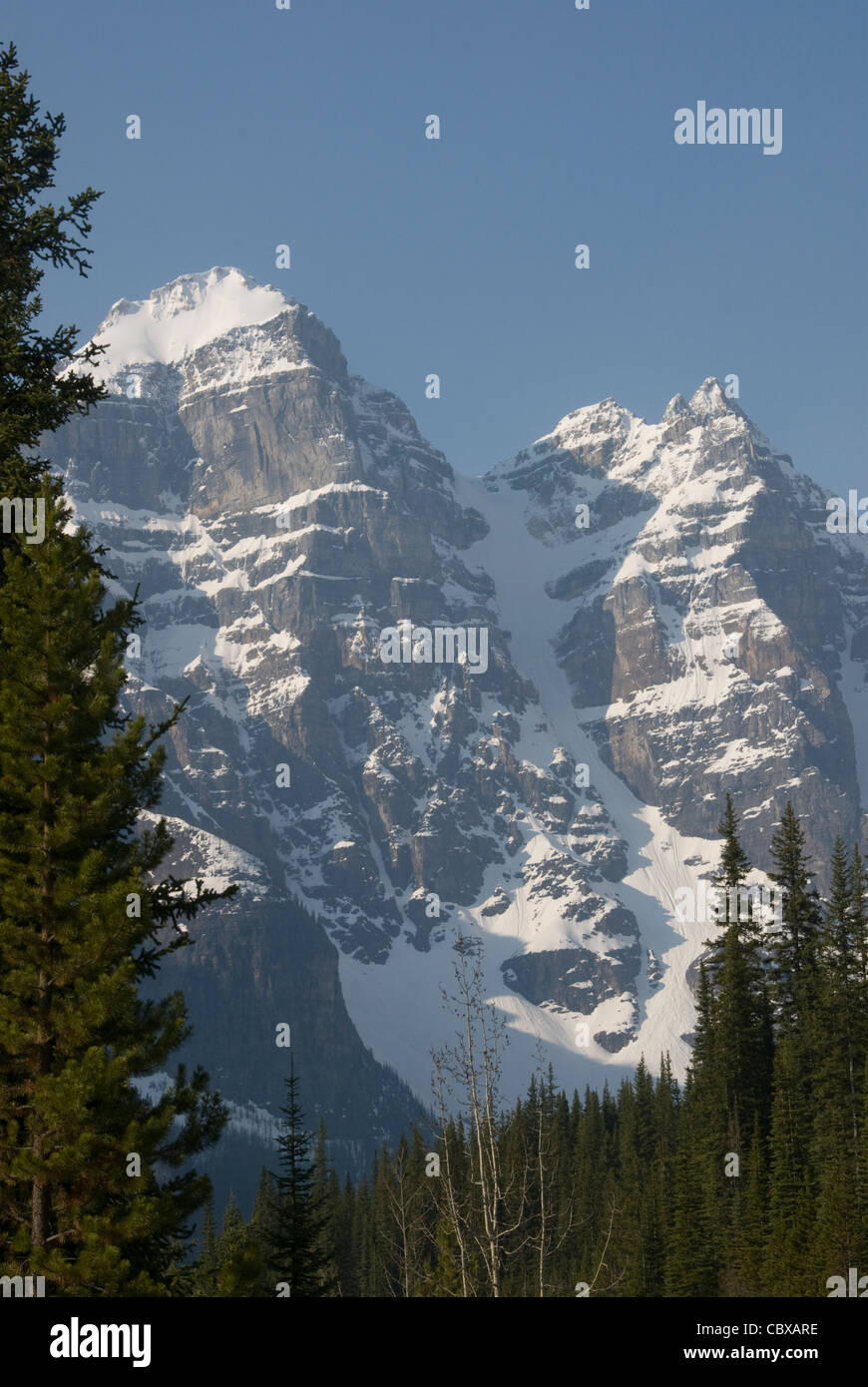 Rocky Mountains in der Nähe von Moraine Lake, Lake Louise, Banff, Alberta, Kanada Stockfoto