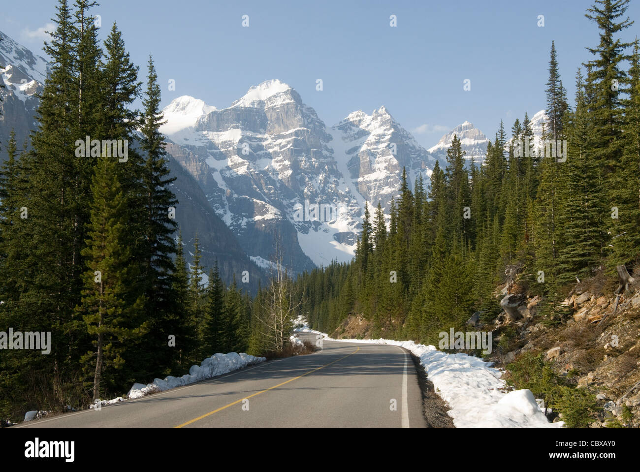 Weg zum Moraine Lake, Lake Louise, Banff, Alberta, Kanada Stockfoto