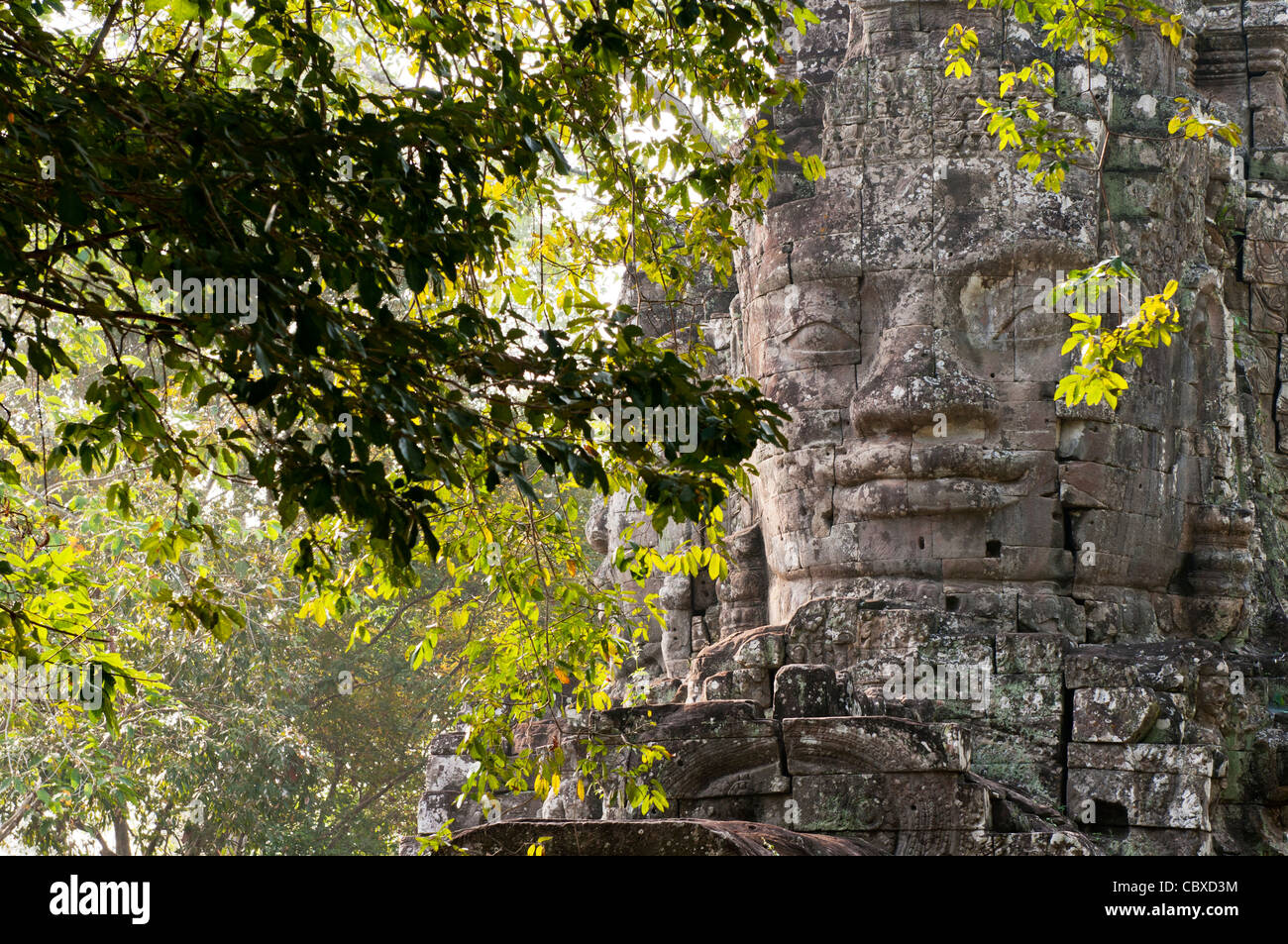 Angkor Thom East Gate, Nordwand des Turmes, Kambodscha Stockfoto