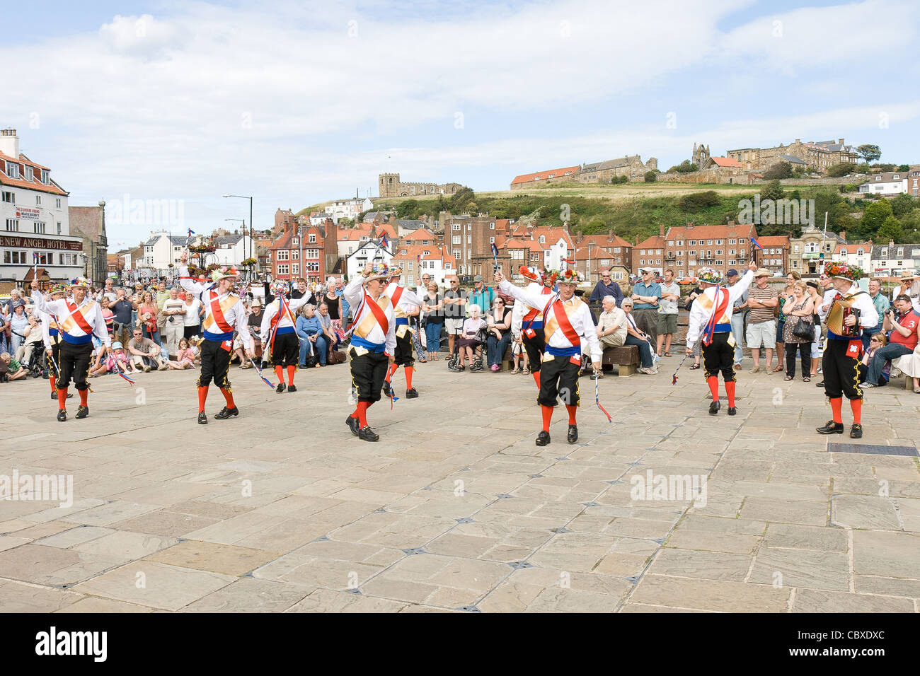 Traditionelle Moriskentänzer in Whitby Folk Week 2011 Stockfoto