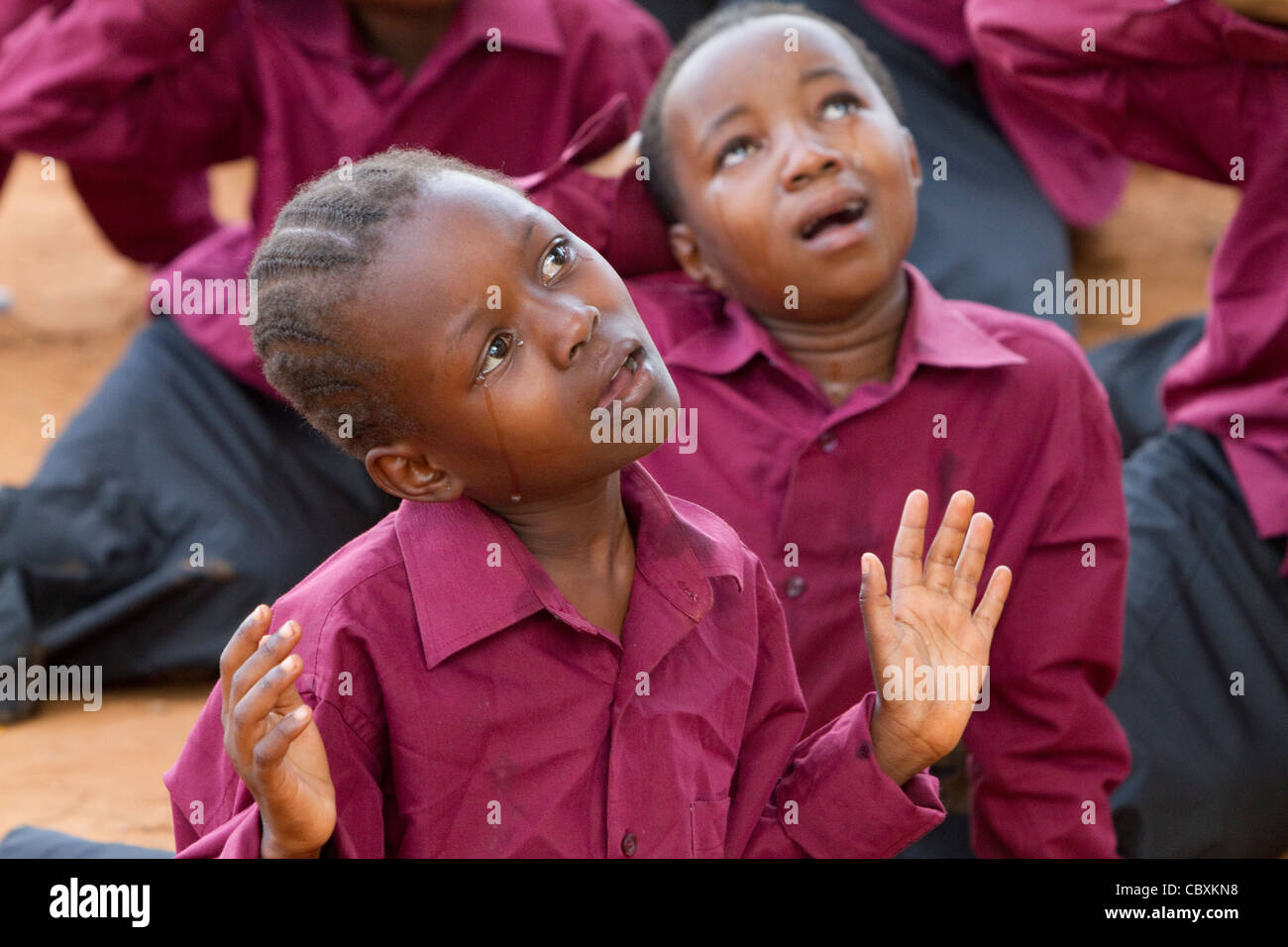 Ein Kinder Chor Kirche in Morogoro, Tansania, Ostafrika. Stockfoto