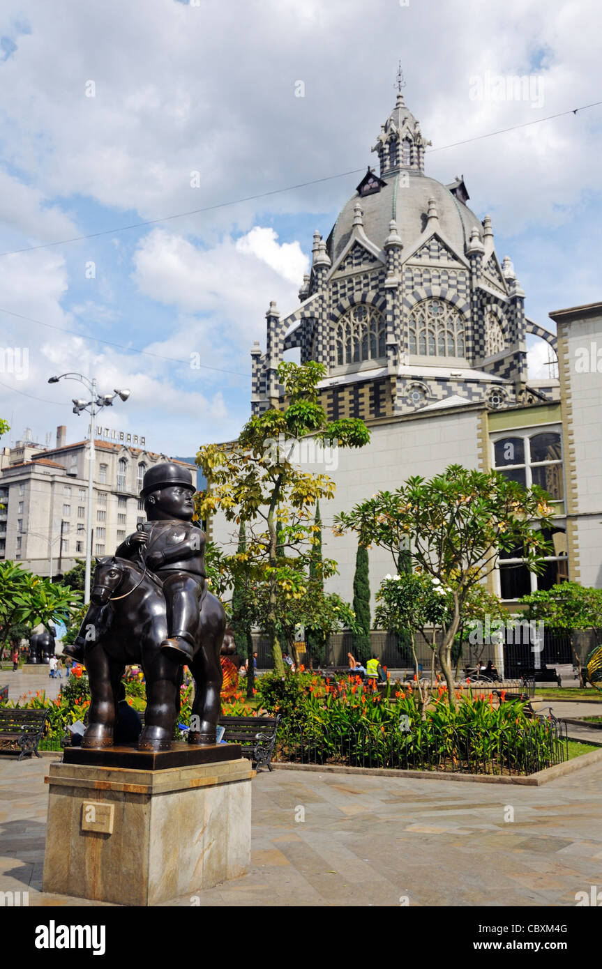 Skulptur von figurativen Malers und Bildhauers Fernando Botero Angulo, Plaza Botero, Medellin, Kolumbien Stockfoto Skulptur von figurativen Malers und Bildhauers Fernando Botero Angulo, Plaza Botero, Medellin, Kolumbien Stockfoto