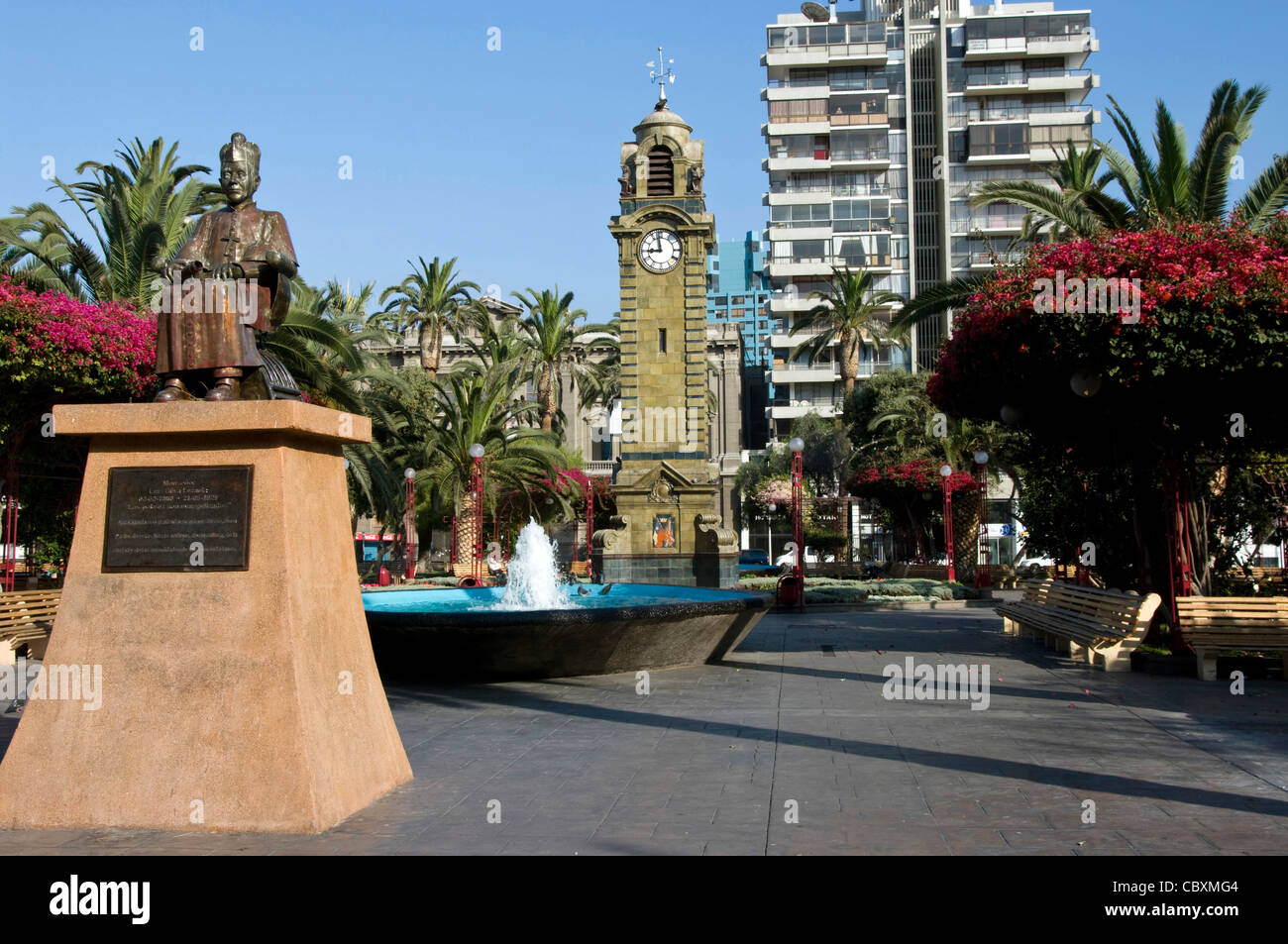 Chile. Antofagasta Stadt. Doppelpunkt-Platz und Clock Tower. Stockfoto