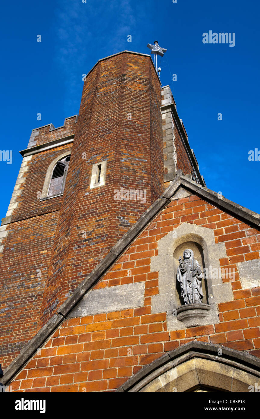 die Kirche Turm von Chalfont St. Peter Dorf Pfarrkirche Bucks UK Stockfoto