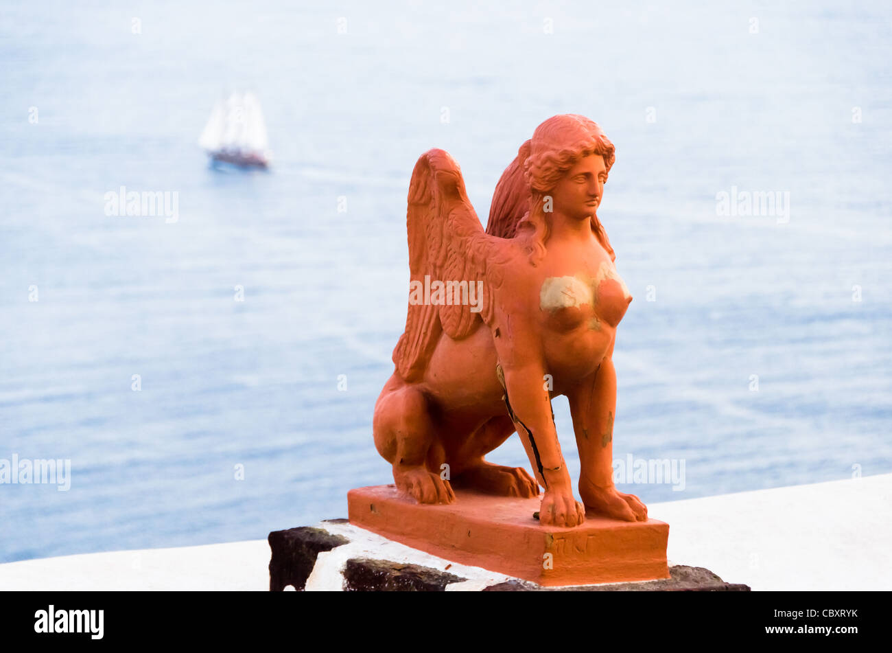 Sphinx über Santorin, Oia, Kykladen, Griechenland Stockfoto