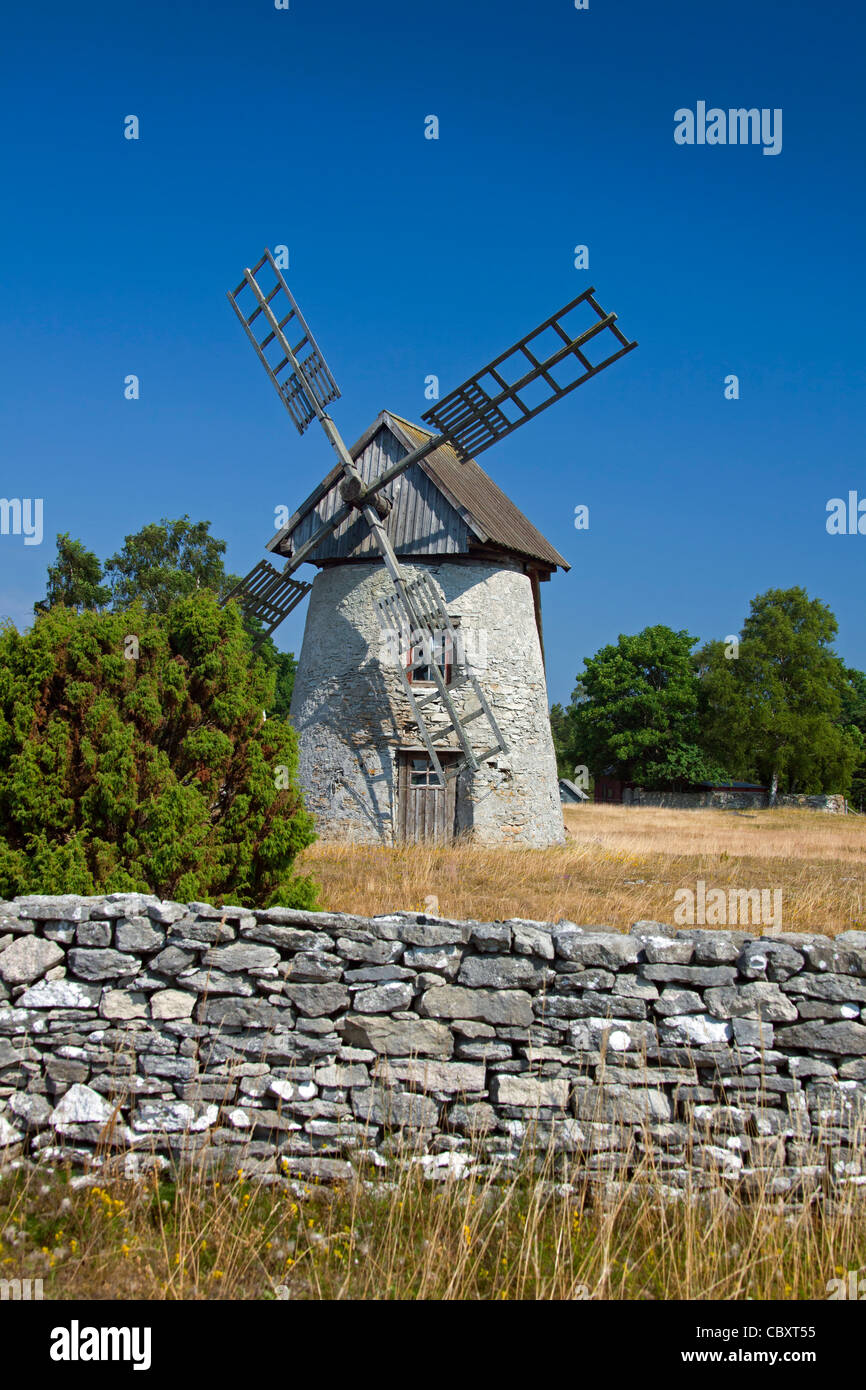 Traditionelle Windmühle auf der Insel Gotland, Schweden Stockfoto