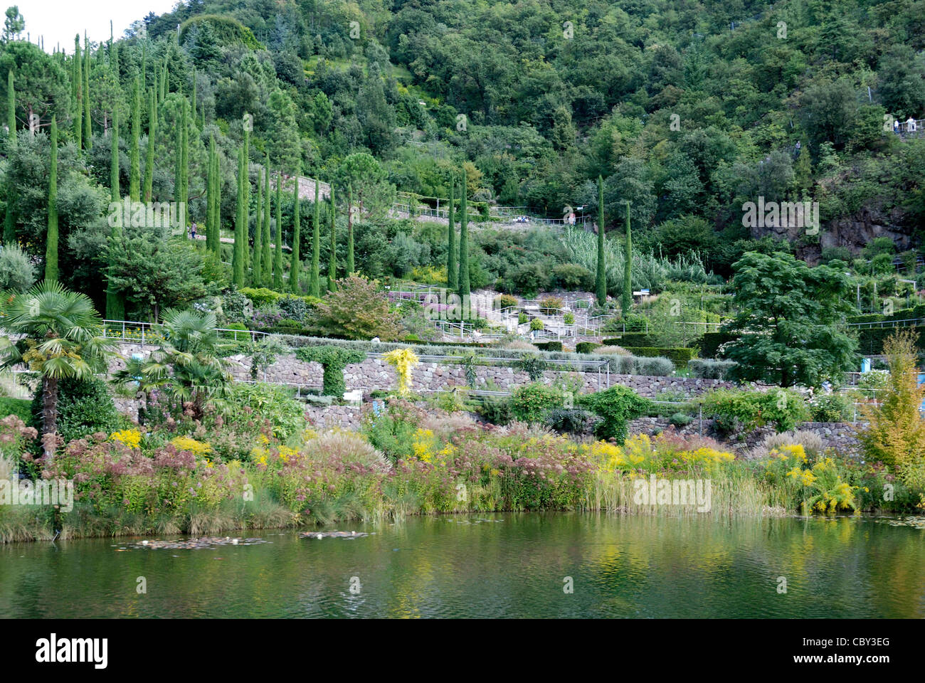 Botanischer Garten im Schloss Trauttmansdorff Meran in Südtirol. Stockfoto