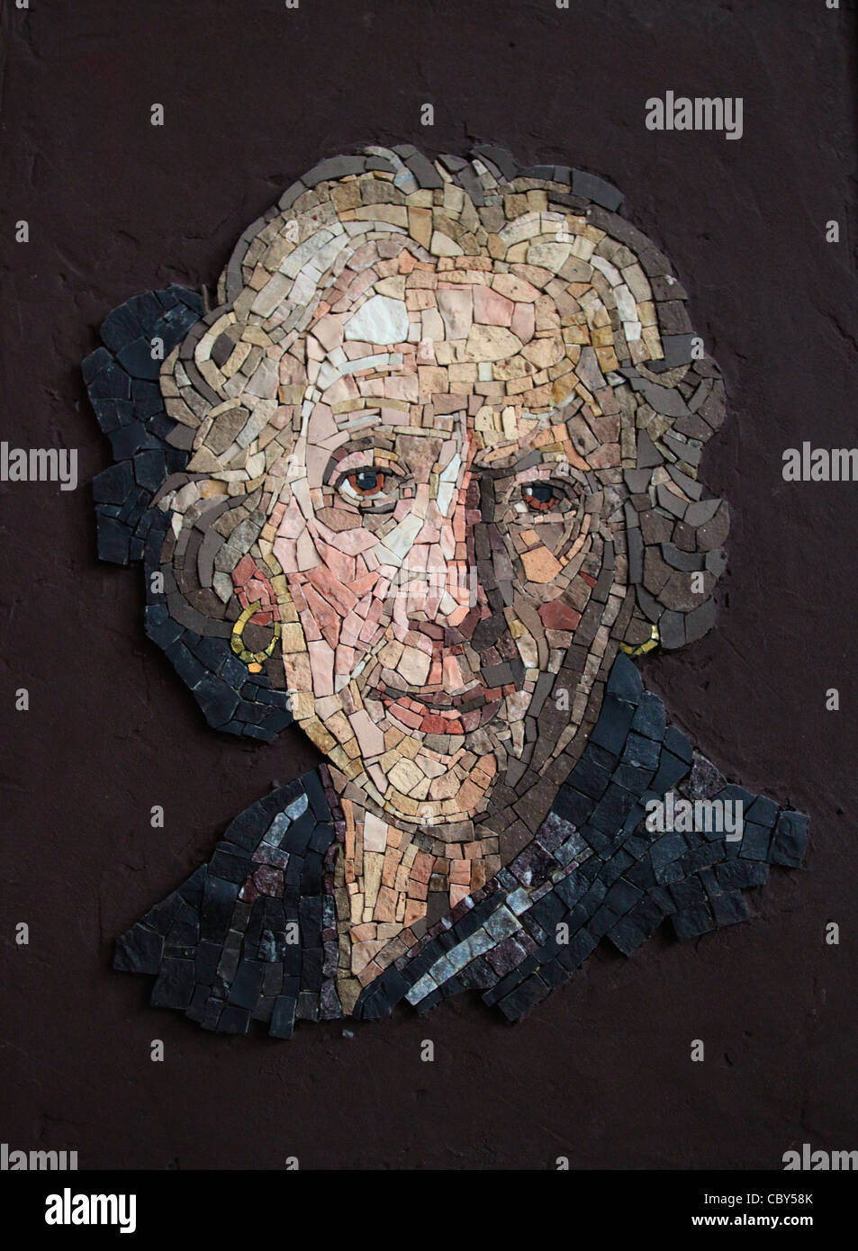 Interpretation von Sargent' s Bildnis einer Frau. Artwork der 2. Klasse der Studien an der Mosaik-Schule in Spilimbergo, Italien. Stockfoto