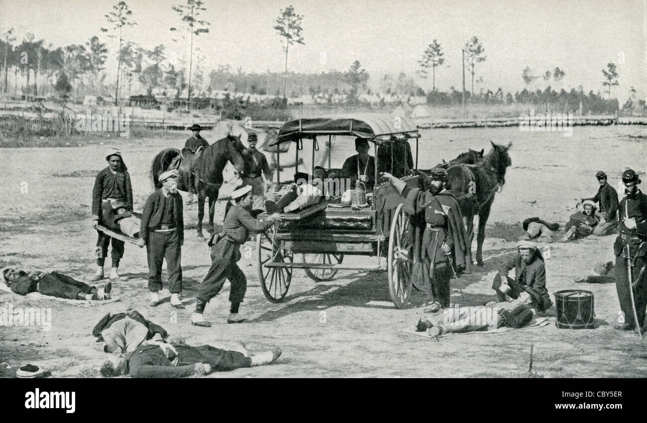 Diese 1862-Szene zeigt einen Krankenwagen Bohrer des neu organisierten und gut ausgestatteten Korps nach der Schlacht von Antietam. Stockfoto