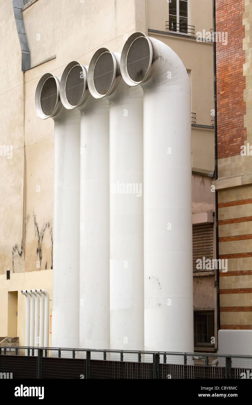 Lüftungsrohre außerhalb des Centre Georges Pompidou, Paris Stockfoto