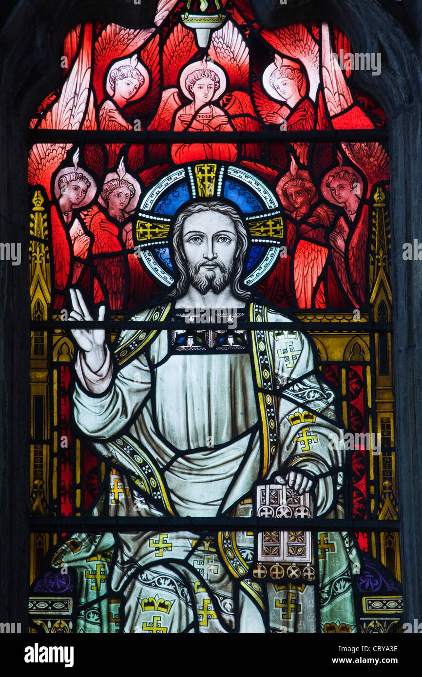 Teil des Fensters Smithson von Hardman. Holy Trinity Church, Hull, East Yorkshire. Stockfoto