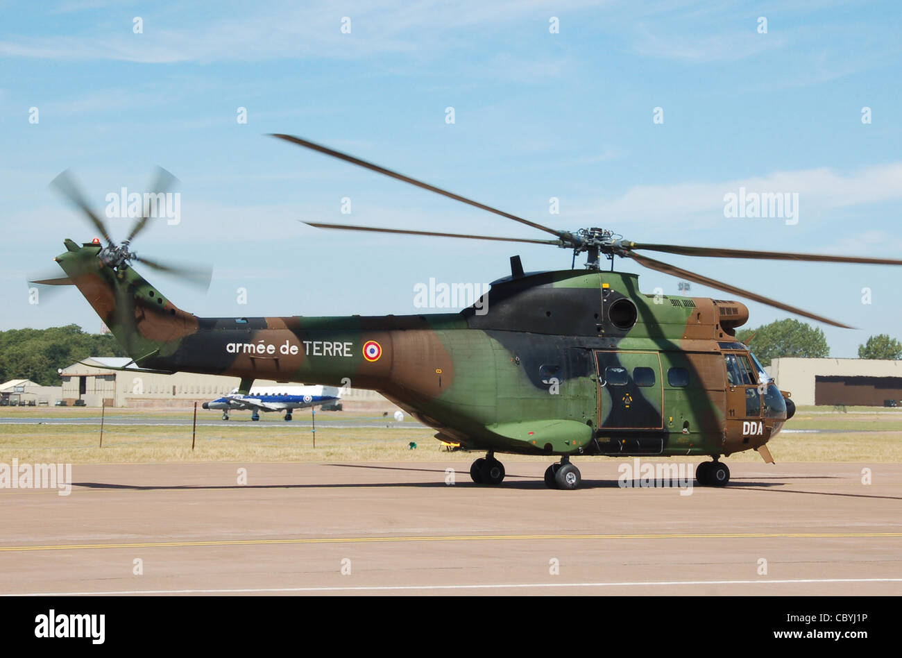 Französische Luftwaffe (Armee de Terre) Aerospatiale SA 330B Puma (militärischen Codes DDA und 11) bei der RIAT 2010 Stockfoto