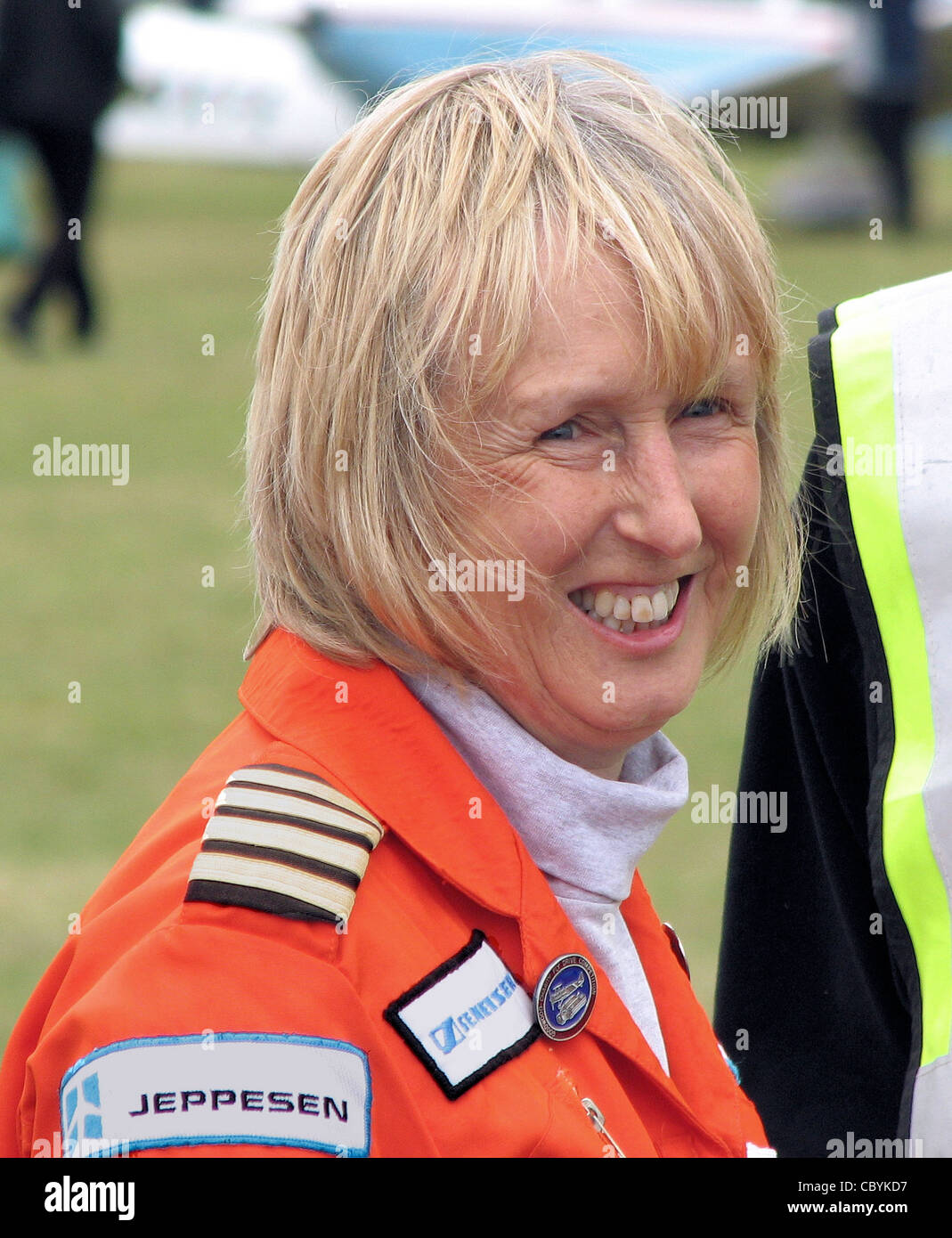 Polly Vacher auf einer beliebten Flying Association Kundgebung am Flughafen von Kemble, Gloucestershire, England. Stockfoto