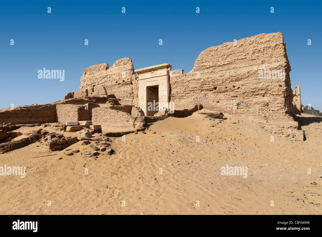 Der Roman Temple und Festung Siedlung Qasr el Zayyan, Kharga Oase. Ägypten Stockfoto