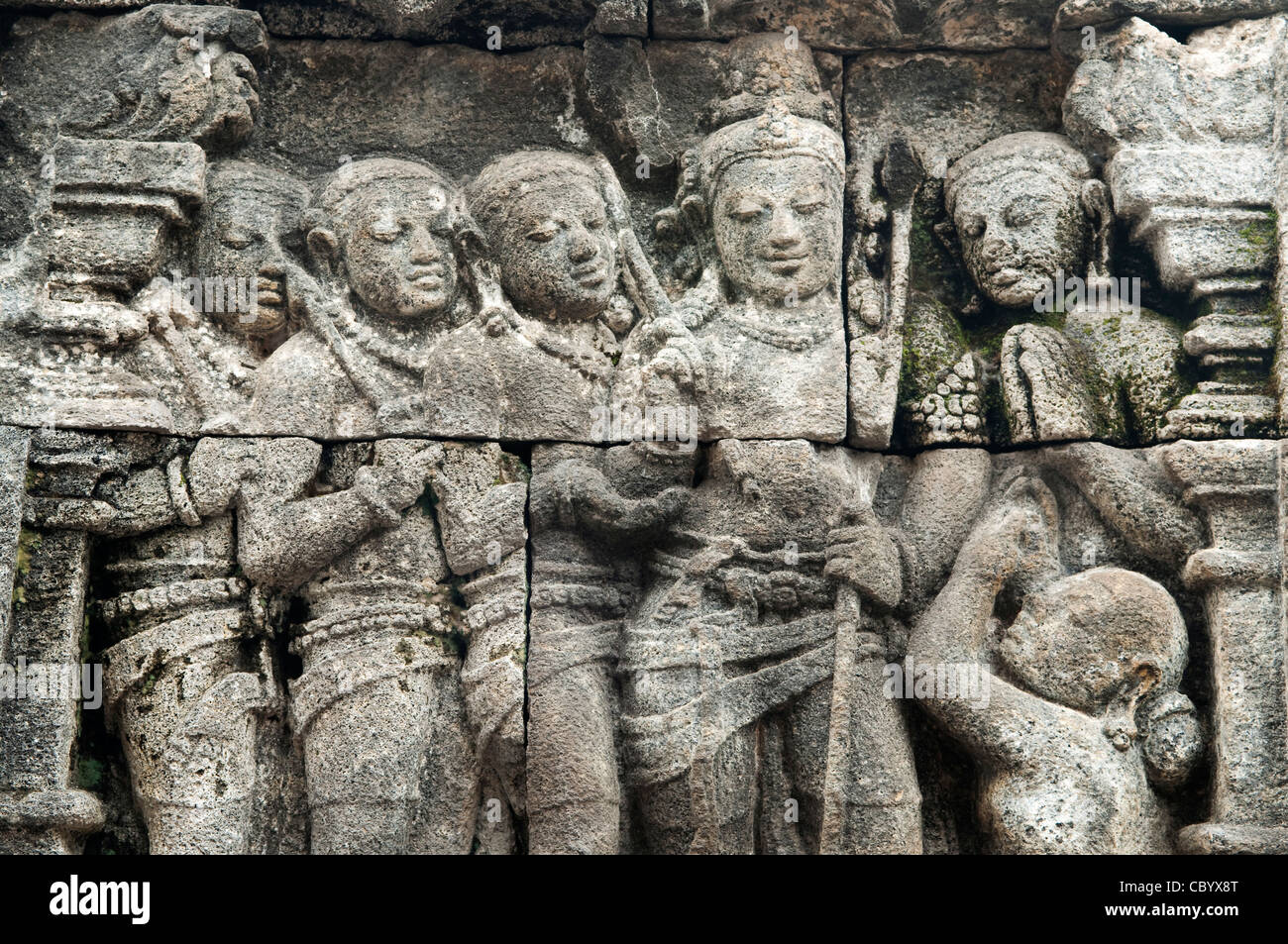 Detail der geschnitzten Relief am Borobudur auf Java, Indonesien. Stockfoto