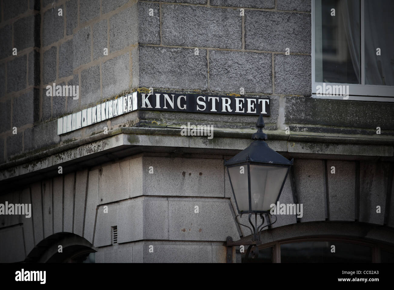 Melden Sie für legendäre King Street in Aberdeen City Centre, Schottland, UK Stockfoto