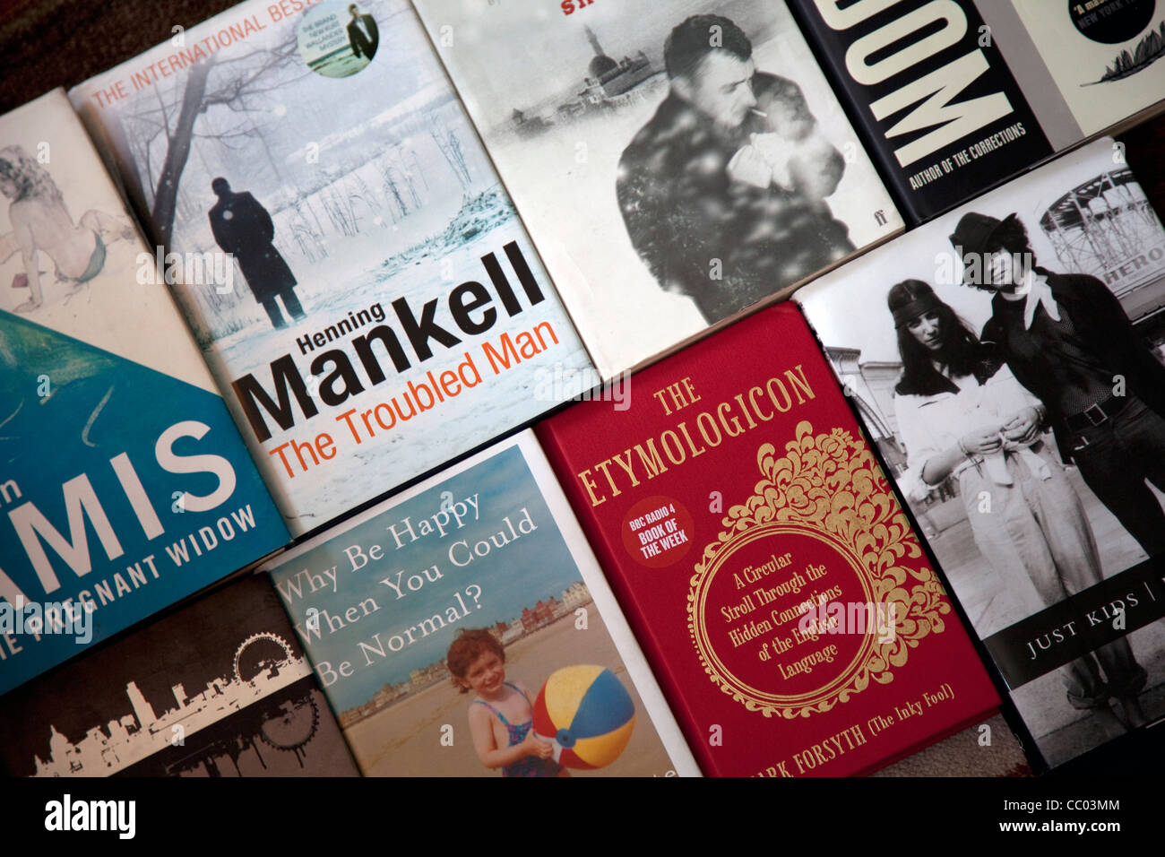 Seit dem Aufkommen von e-Books sind physische Buch Coverdesigns wichtiger geworden. Stockfoto