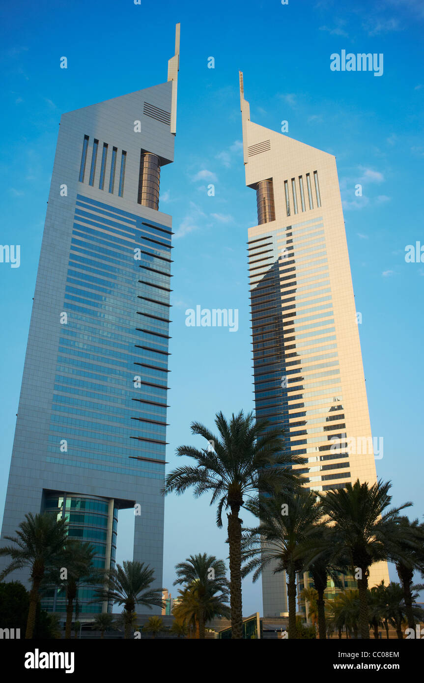 Emirates Towers Sheikh Zayed Road Dubai VAE Stockfoto