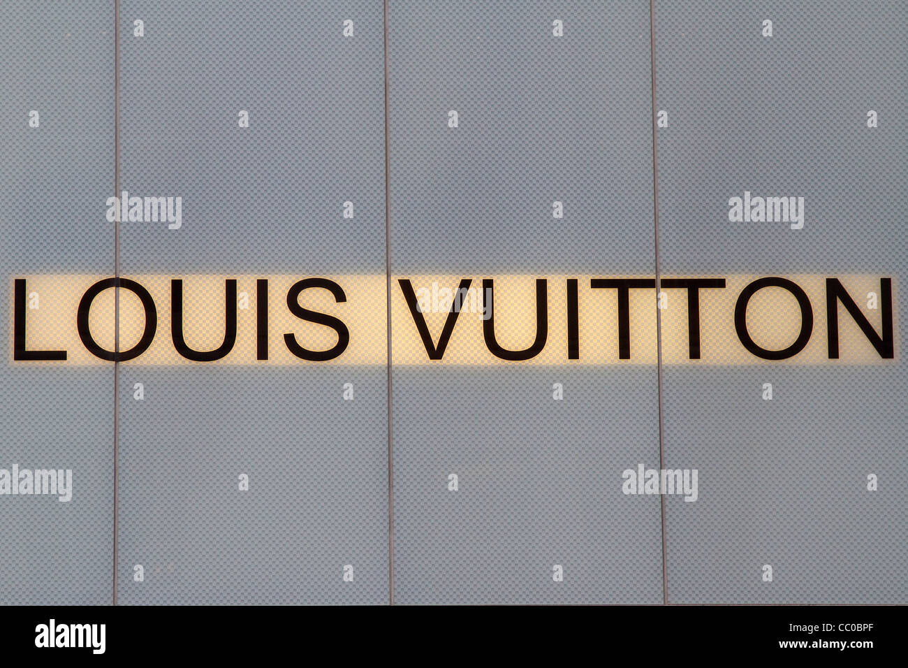 Louis Vuitton Zeichen in New York City. Stockfoto