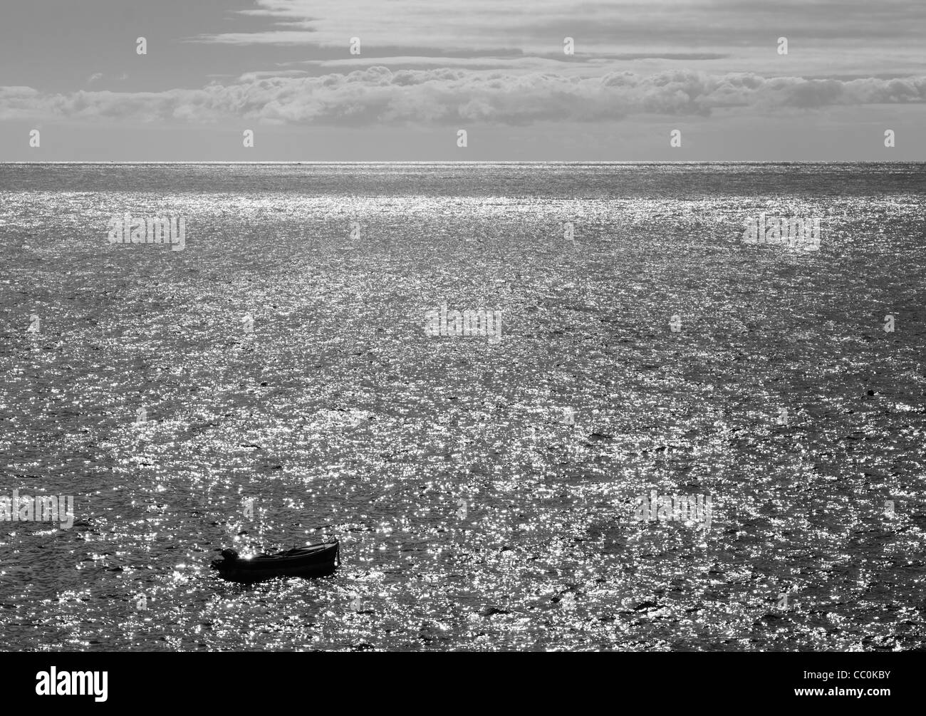 Atlantik und kleines Boot, Teneriffa Stockfoto