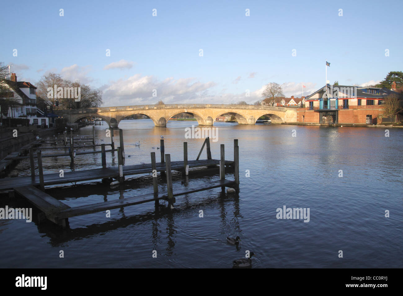 Brücke über die Themse in Henley Oxfordshire Stockfoto