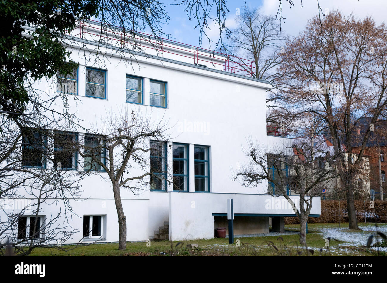 Bauhaus Villa Stockfotos Und Bilder Kaufen Alamy
