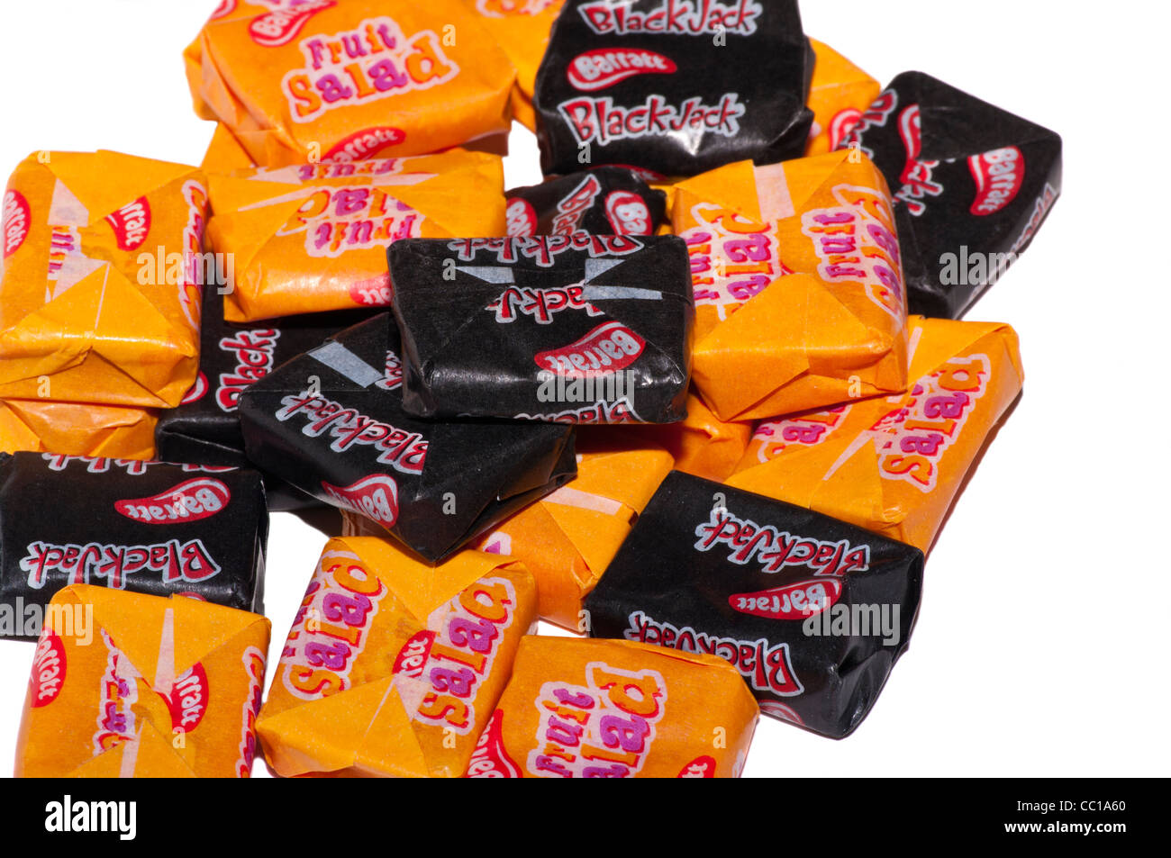Barratts Süßwaren traditionellen UK Süßigkeiten schwarzen Buchsen Anis kaut und Obstsalate Stockfoto