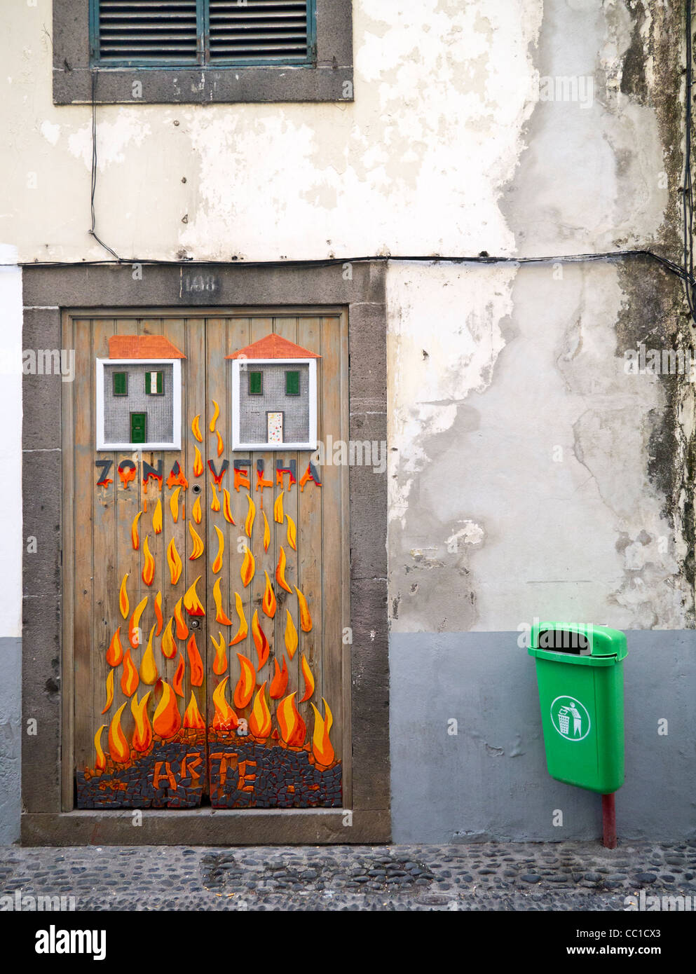 Offene Türen-Kunst-Projekt, Verjüngung der verfallenen Altstadt von Funchal, Madeira Stockfoto