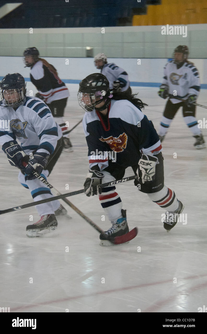 Mädchen spielen Hockey Montreal Kanada Stockfoto