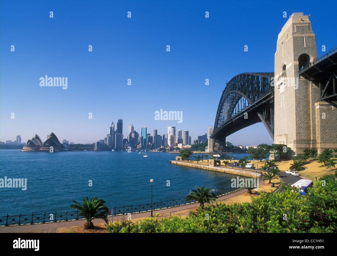 Sydney Harbour Bridge und CBD Gebäude des Circular Quay und die Felsen Sydney NSW New South Wales Australien Stockfoto